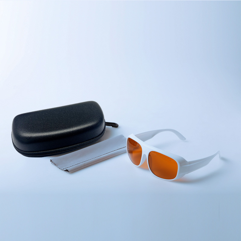 LP-GTY with Frame52.jpg